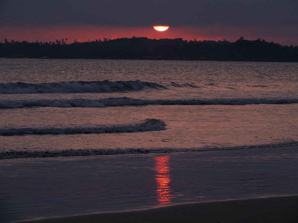 Отель Beach Corner Велигама Экстерьер фото